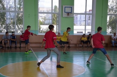 В Ленинском районе прошел турнир по мини-футболу «Вместе к победе!»