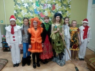 Учащиеся Центра творчества детей и молодежи г.Бобруйска посетили Детский социальный приют с новогодним представлением