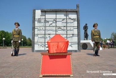 Останки 49 военнопленных перезахоронили на территории Бобруйской крепости