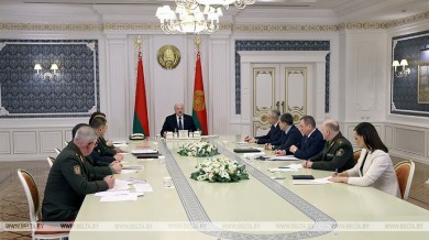 Лукашенко о ситуации на границе: главное — защитить свою страну и народ, не допустить столкновений