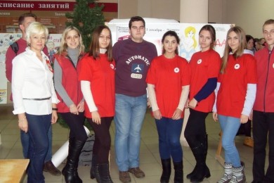В Ленинском районе прошла акция Красного Креста «Студенты против СПИДа»