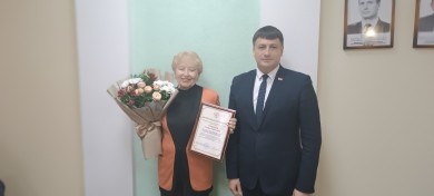 С 80-летним юбилеем поздравили Тамару Турцевич – лидера ветеранской организации Ленинского района.