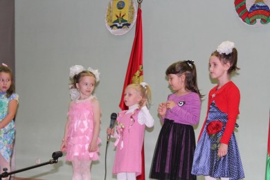 Воспитанники ГУО « Ясли-сад № 53 г.Бобруйска» выступили с концертной программой ко Дню матери