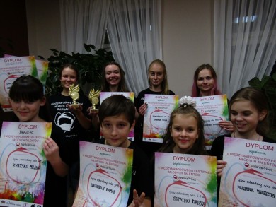 Юные солисты вокальной студии «Кантабиле» ЦТДиМ стали лауреатами Международного фестиваля молодых талантов в Польше