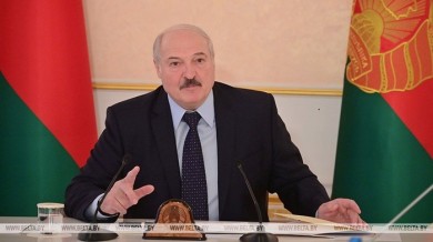 Лукашенко о коронавирусе: ситуация непростая, но она под контролем