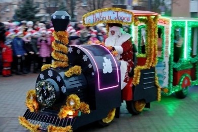 Театрализованное шествие Дедов Морозов, Снегурочек и других сказочных персонажей состоится в Бобруйске 18 декабря