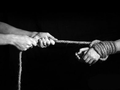 Как не стать жертвой торговли людьми