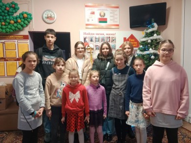 Учащиеся «Средней школы №9 г.Бобруйска» приняли участие в районной благотворительной акции "Чудеса на Рождество"