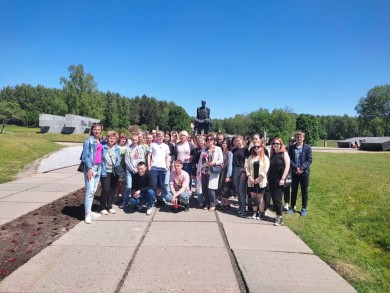 День патриотизма и памяти. Бобруйчане посетили мемориальный комплекс «Хатынь»