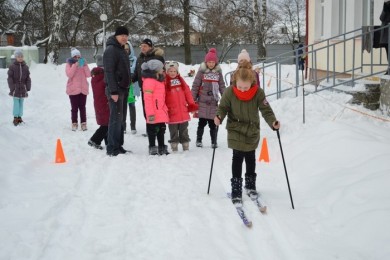 Снежные дни проходят в клубах по месту жительства Ленинского района
