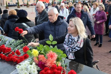 В связи с празднованием Дня Октябрьской революции на площади Ленина изменяется схема движения городских автобусов