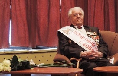 Федор Аскерко отметил 90-летний юбилей в автотранспортном колледже
