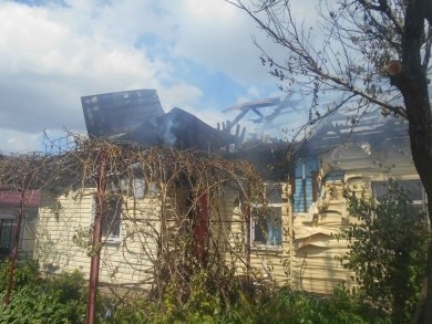 В 1-м переулке 40 лет Октября горел жилой дом