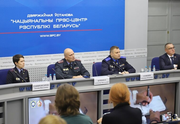 Белорусскими правоохранителями установлен и задержан серийный преступник, который убивал и насиловал девочек и женщин в 90-х годах