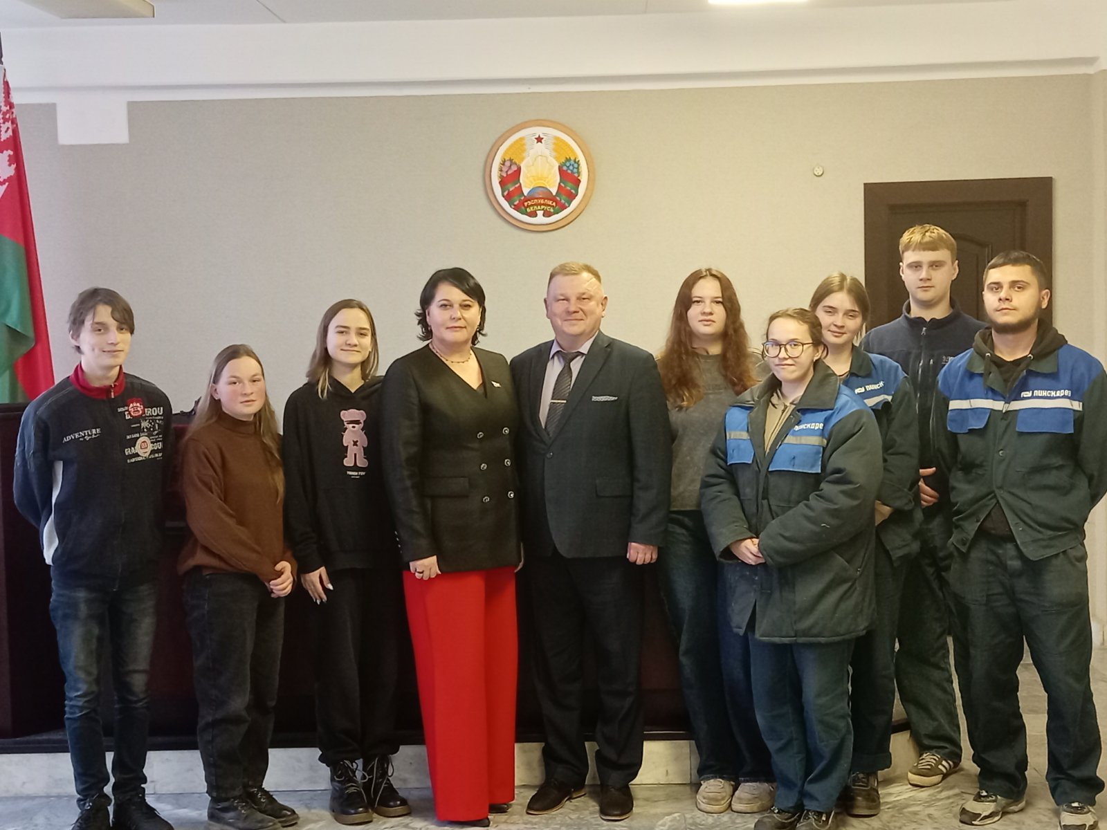 Глава Ленинского района г. Бобруйска Марина Згорская посетила ЗАО "БобруйскМебель"