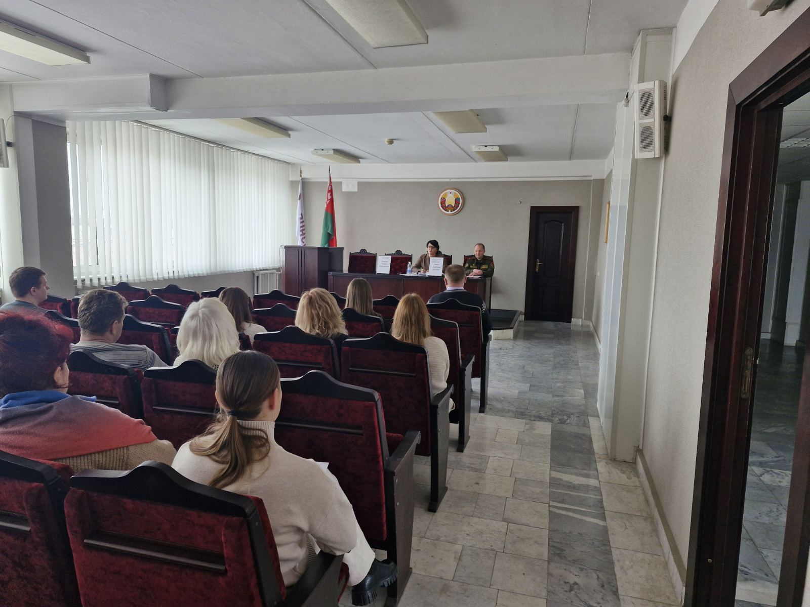 В рамках Единого дня информирования🇧🇾информационные группы администрации Ленинского района г. Бобруйск проведены встречи с трудовыми коллективами