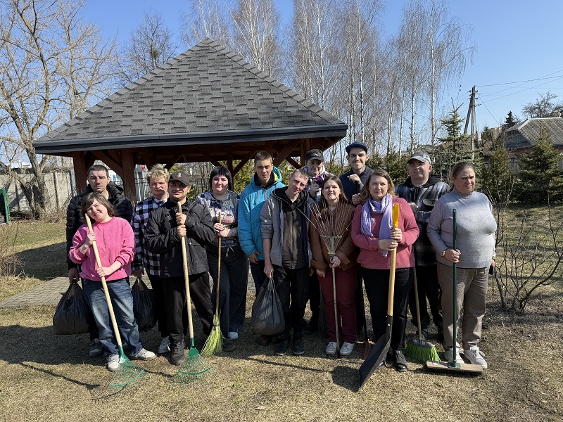 Волонтерская работа отряда «Шаг навстречу»