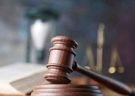 В ходе проверки, проведенной в связи с прекращением деятельности ИП из Бобруйска, установлены факты выплаты заработной платы «в конверте» неоформленным работникам 