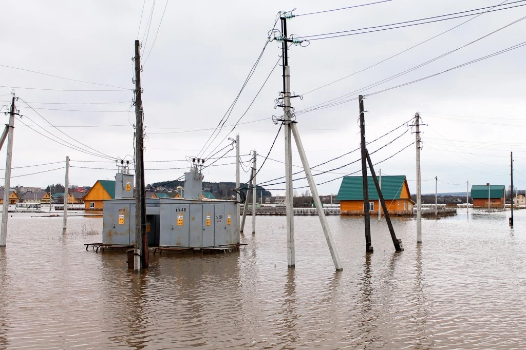 Весна несет угрозу паводка. Энергетики призывают к бдительности и готовности