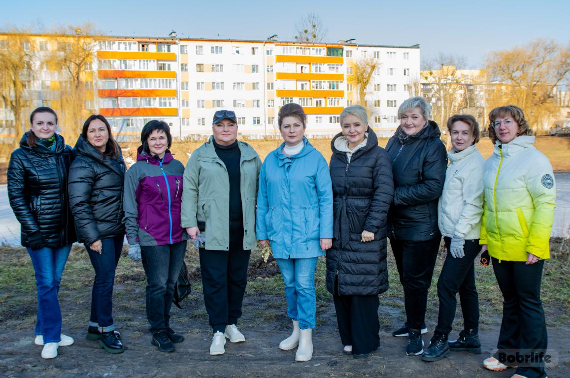 Забота о нашем общем доме. В рамках городского субботника в микрозоне Шаманки навели порядок