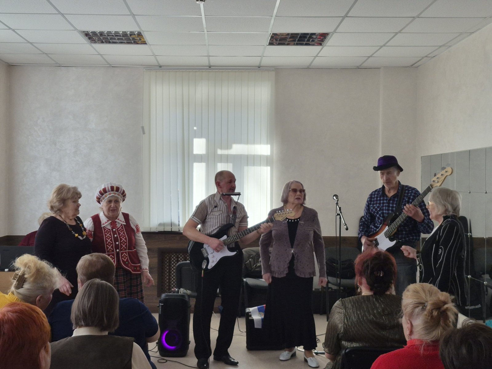 МЕЛОДИИ ЕДИНСТВА