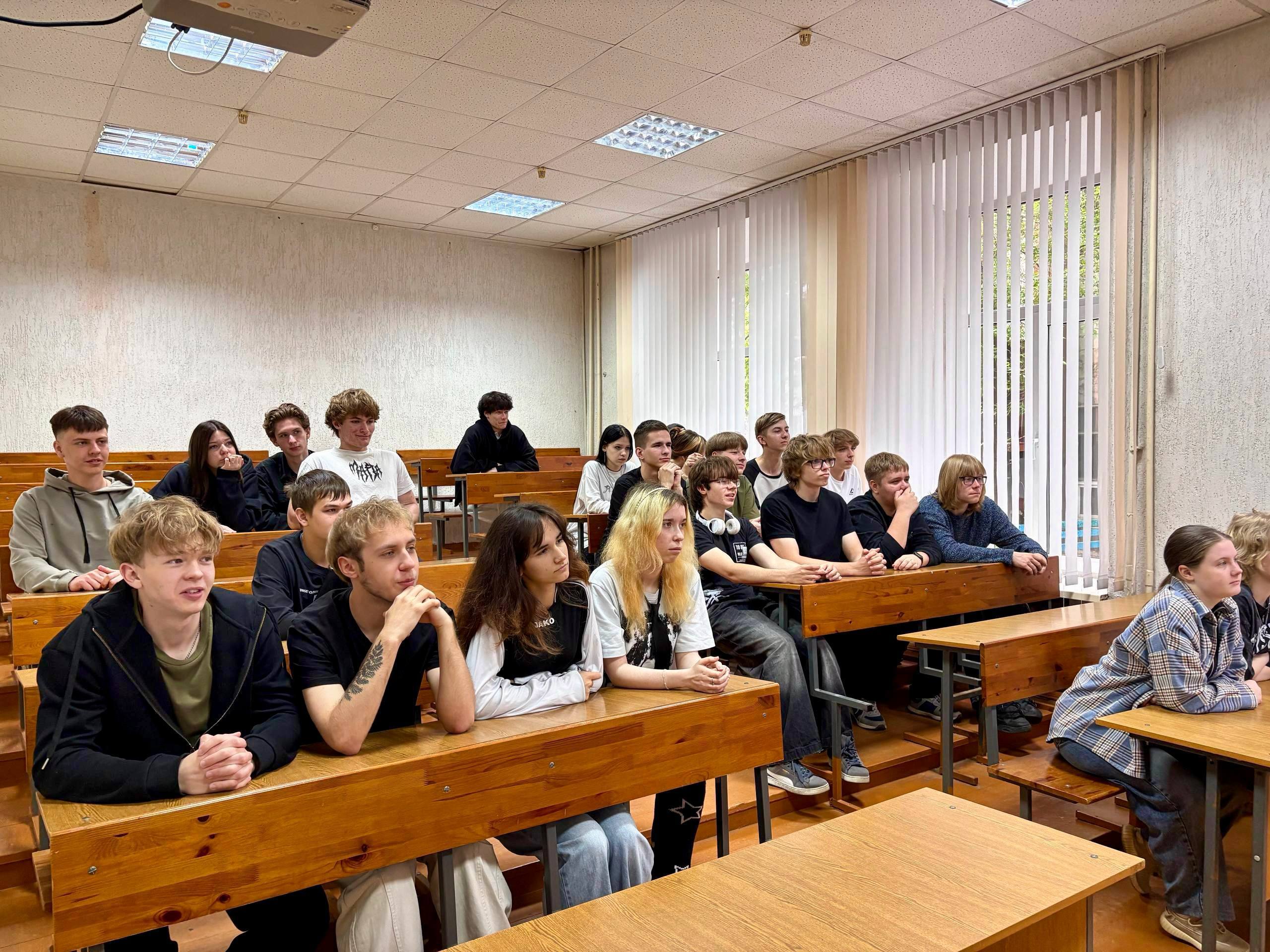 Память, которую мы бережем: в Бобруйске проходят занятия мужества